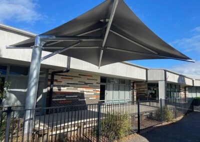 Large Commercial & Residential Outdoor Umbrellas